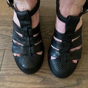 Officine Creative Leather Sandals - Gravity Pope